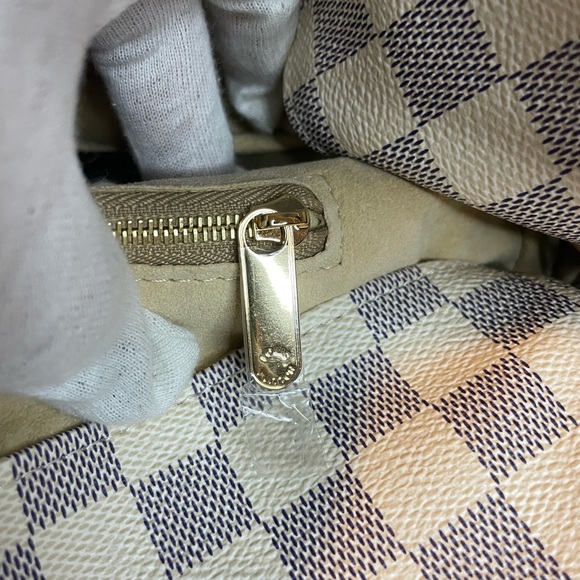 LOUIS VUITTON
DAMIER AZUR ARTSY MM - Brand New Never Used - Picture 13 of 16